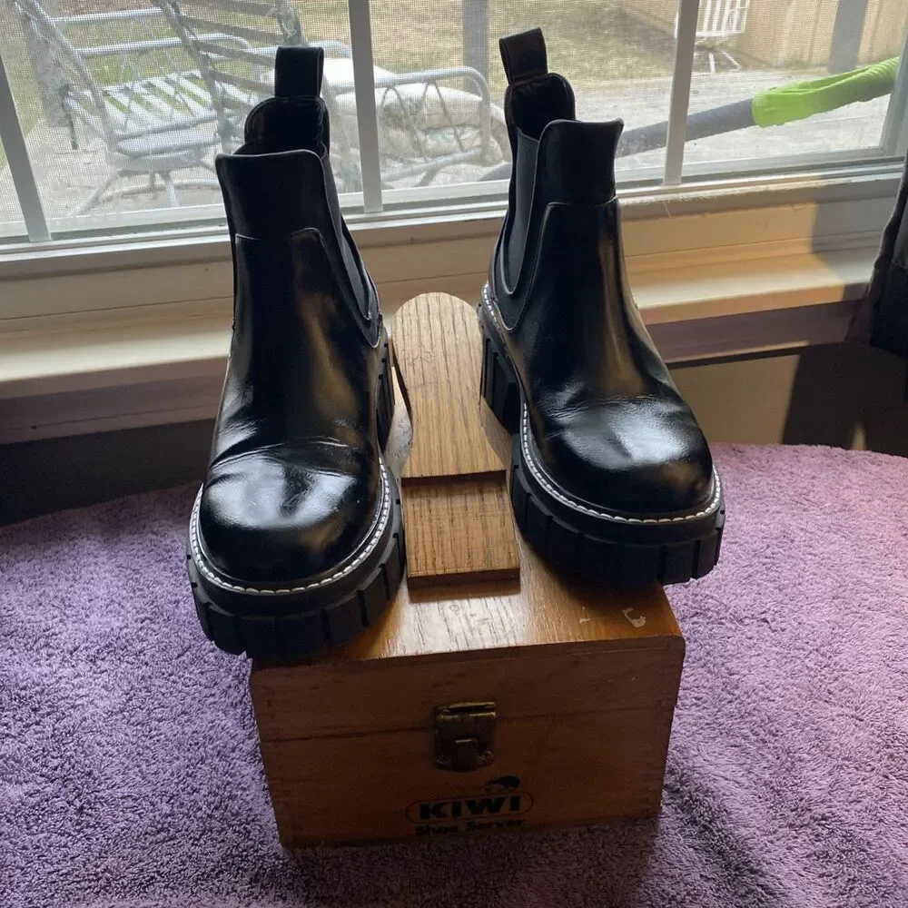 BCBG Women's Ulysa Platform Boots‎ Black  Platform Boots Size 7m BCBGeneration